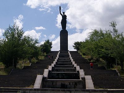 Памятник "Мать Армения" в Гюмри. Фото: en.wikipedia.org