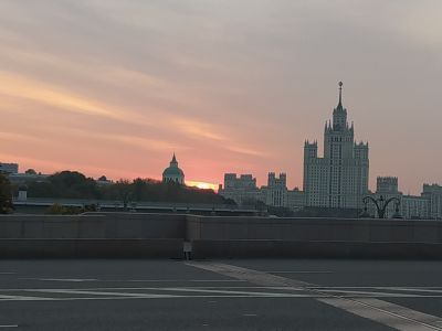 Рассвет над Москвой. Фото: Карина Старостина