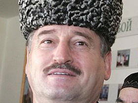 Алу Алханов, президент Чечни. Фото сайта "Коммерсант" (С)