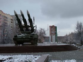 Ракеты вместо памятника, фото Дм. Николаева, Собкор®ru (с)