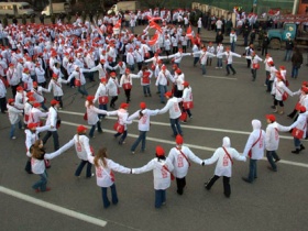 Движение "Наши". Акция "Связной президента". Фото: с сайта www.yuga.ru