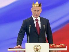 Путин в короне. Фото: minval.az