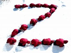 Юнармейцы и литера "Z" в снегу, Пермский край. Фото: t.me/politota_plus